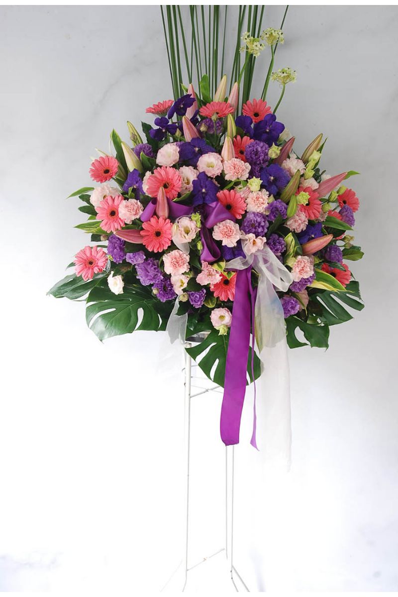 花幻想繁盛百合花籃一對