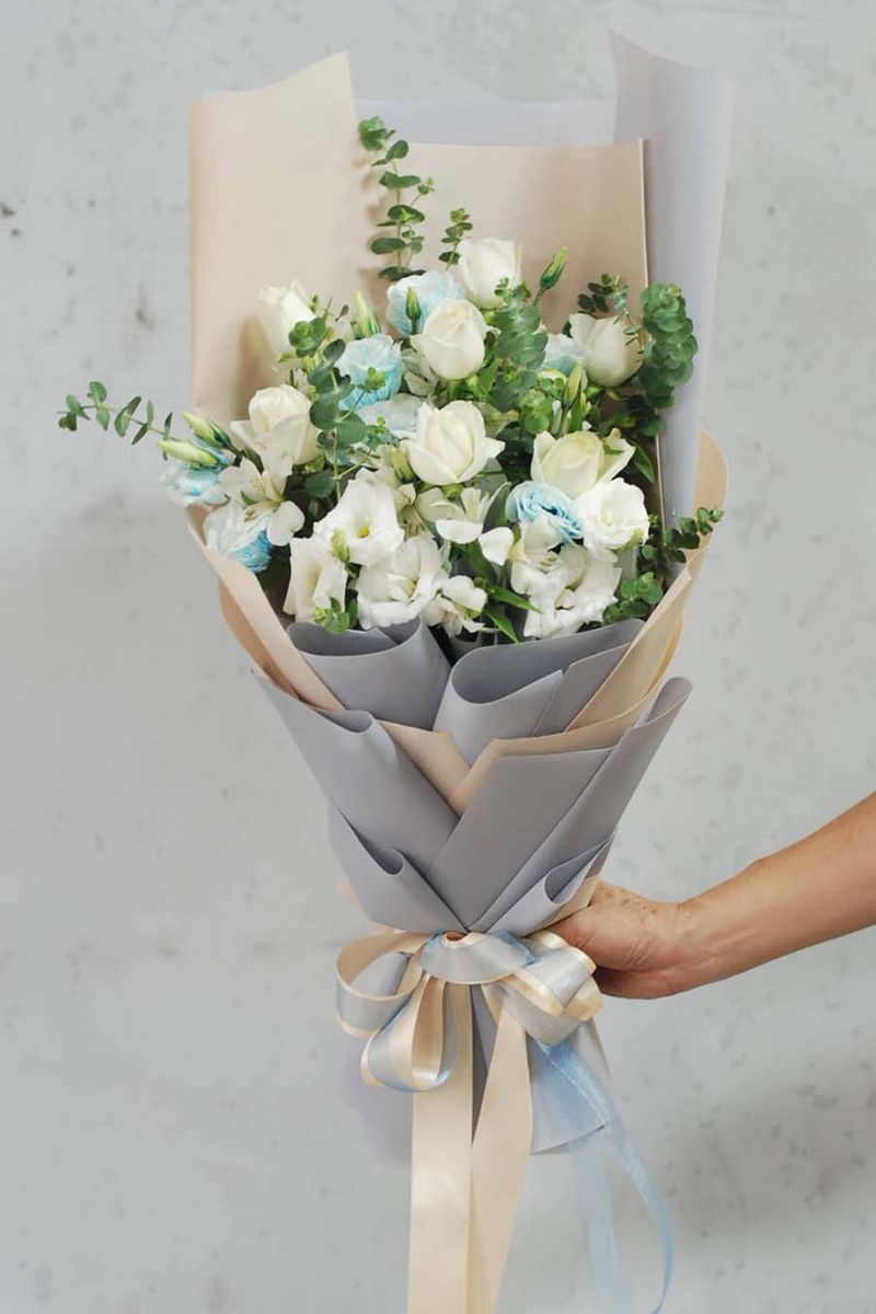 白色讚美White Rose Bouquet