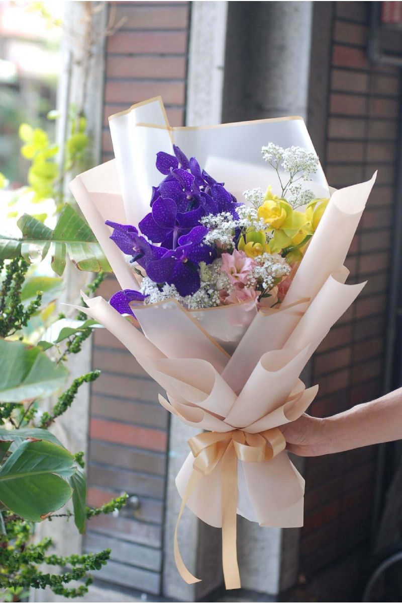 畢業蘭科花束