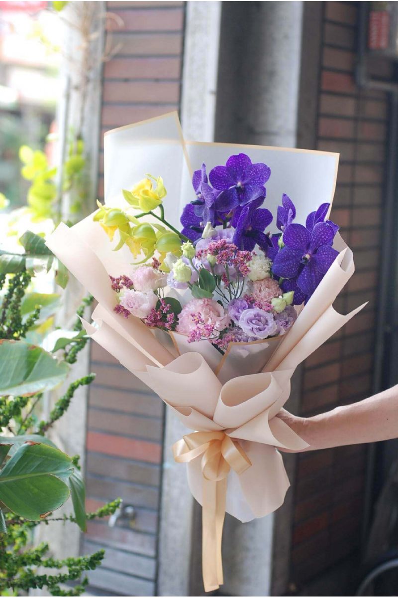 畢業蘭科花束