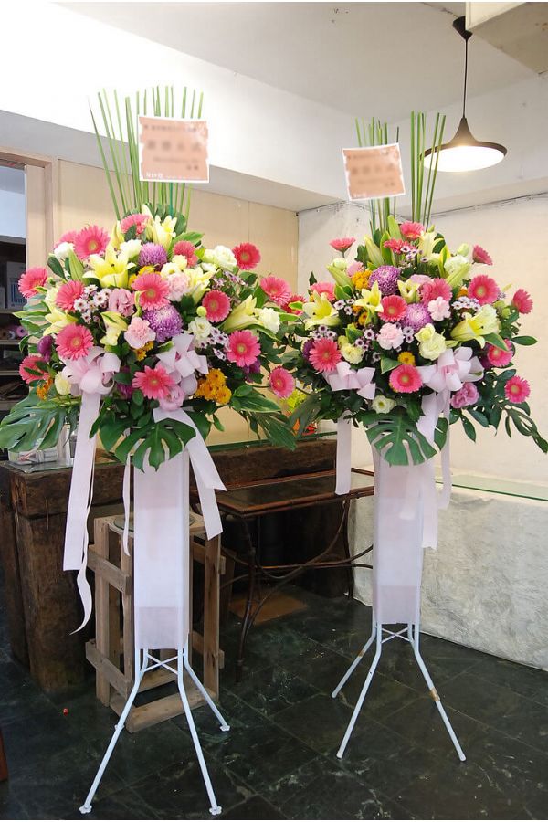 百合太陽花繁盛花籃