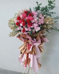 進口玫瑰與百合花架