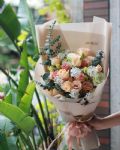 駝色花束 Flowers in Camel